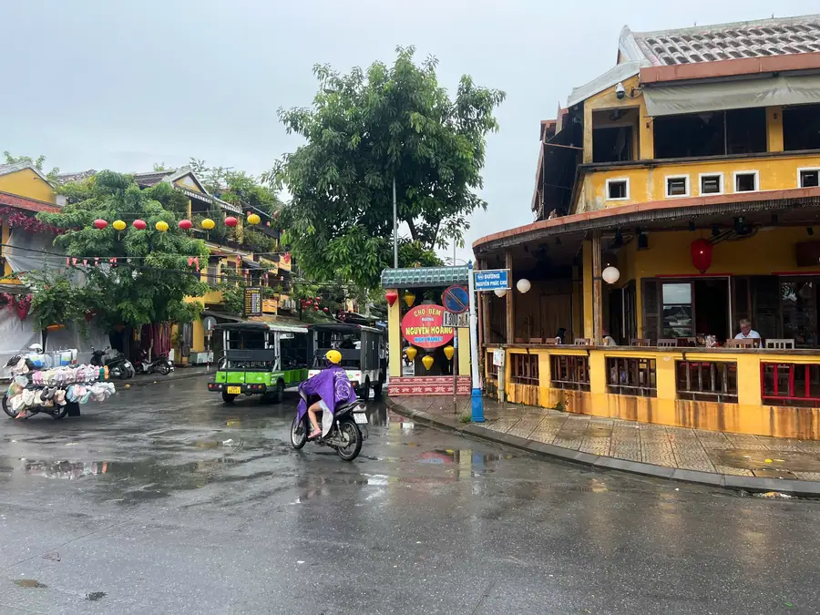 Electric tourist bus station conveniently transferring visitors in the night market area