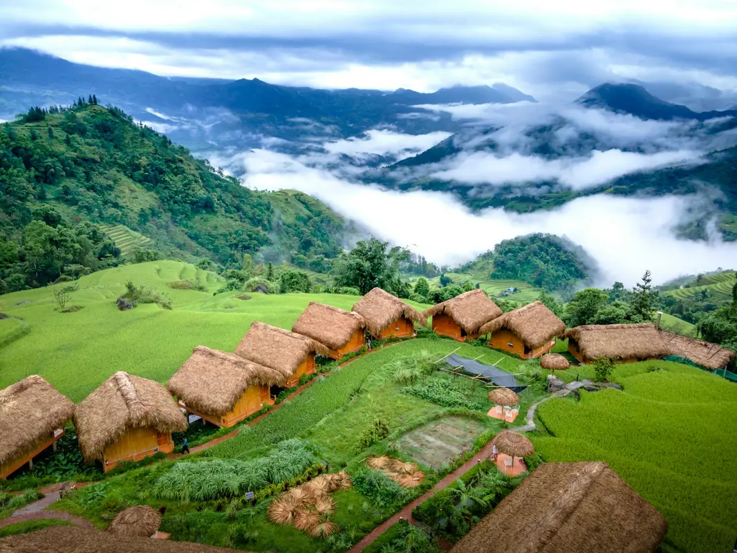 Riverside Hoi An hotel with glowing lantern views