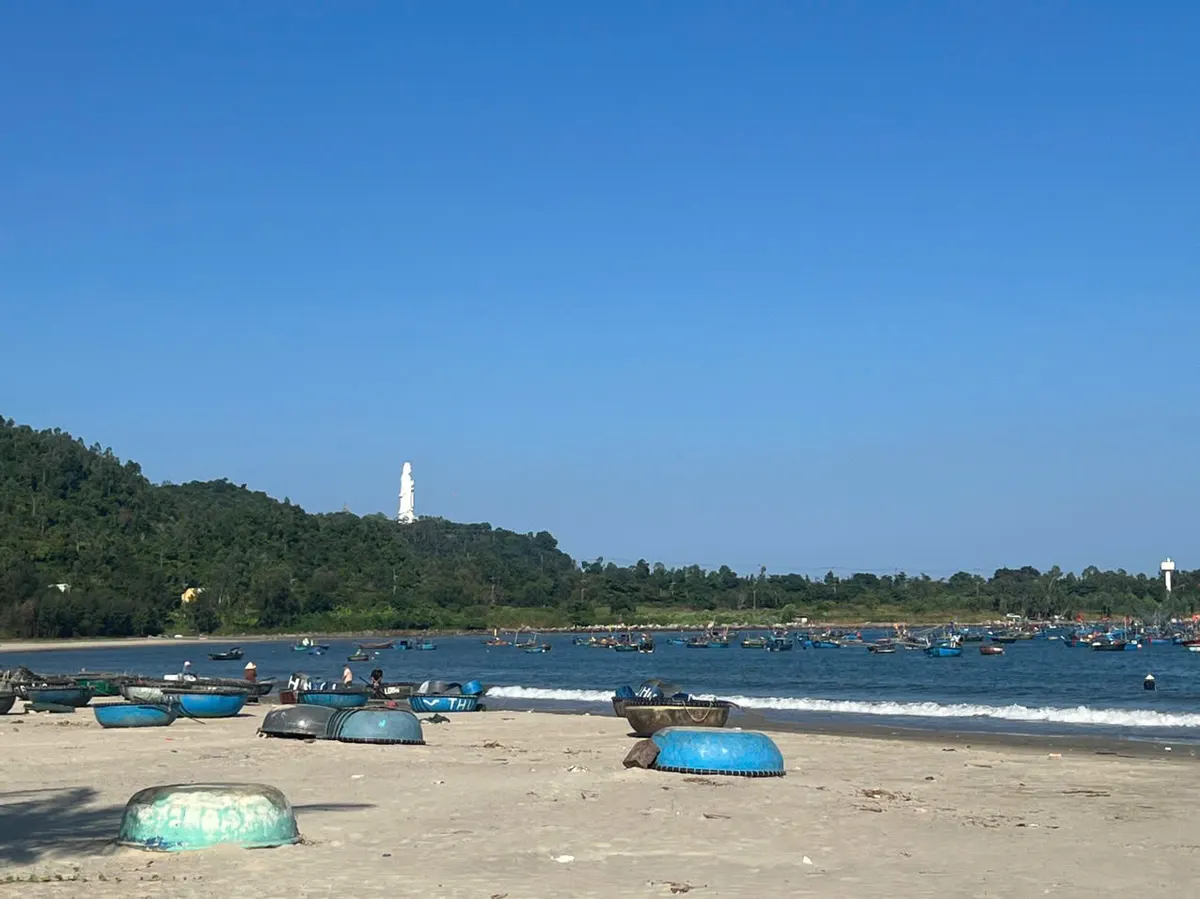 Bãi biển Đà Nẵng — điểm tour trong ngày phổ biến